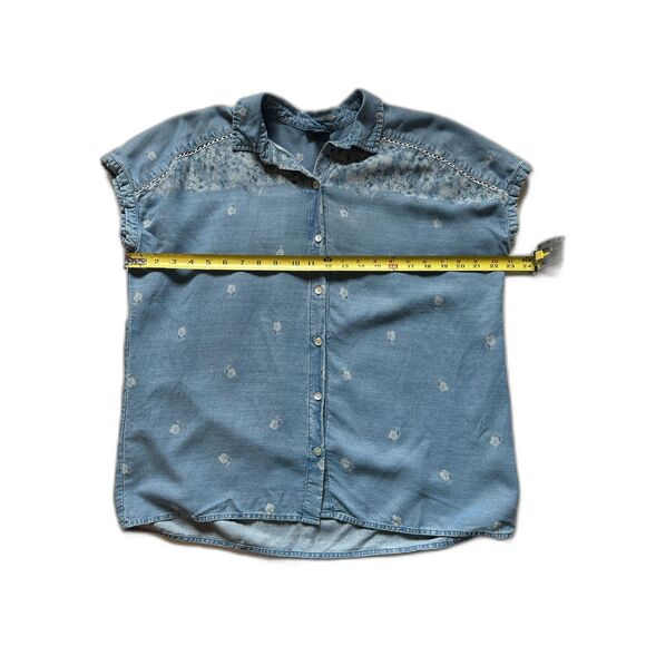 J. Jill Denim Floral Button down Cap Sleeve Collared Blouse - Picture 8 of 8